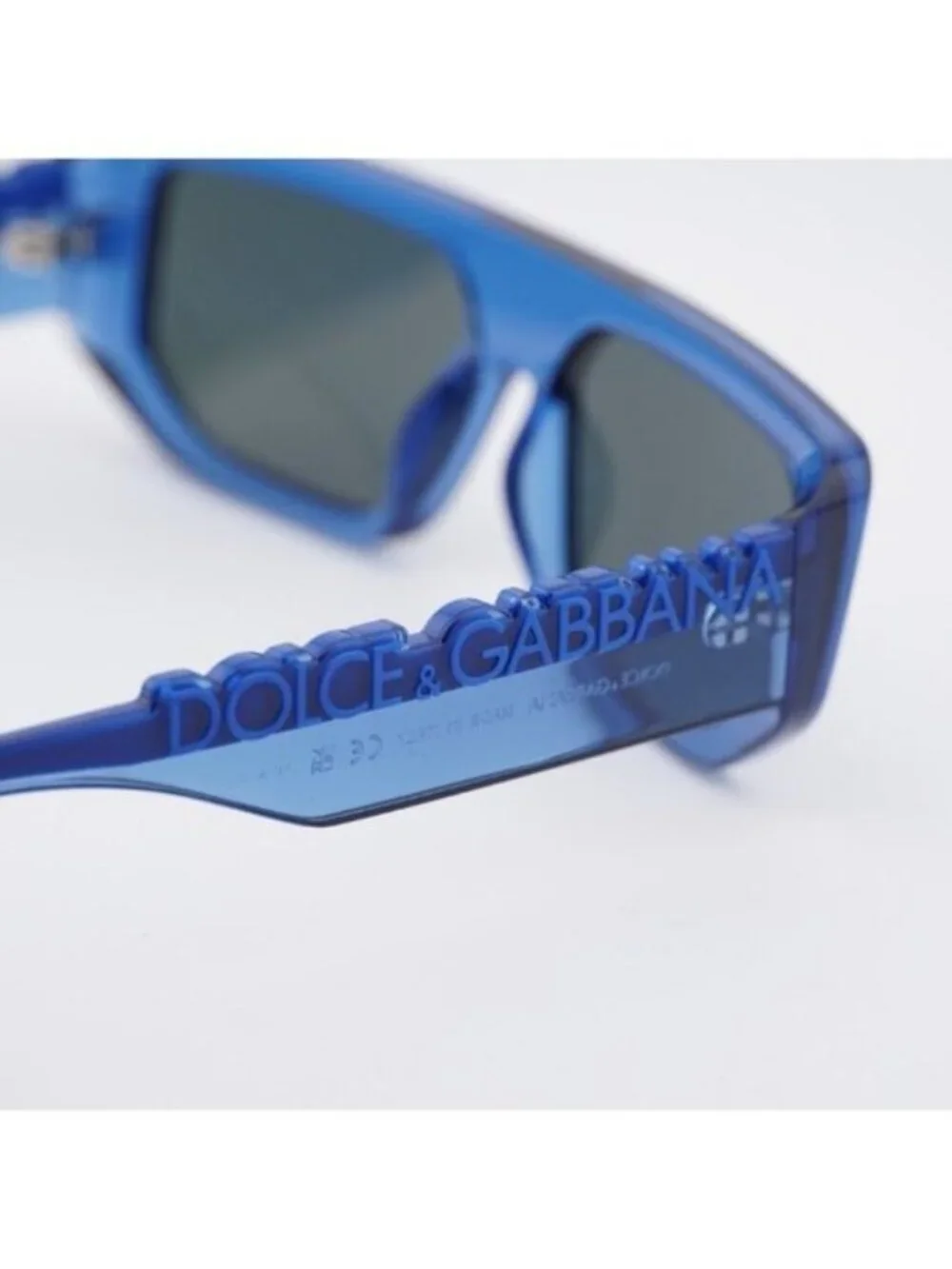 Dolce & Gabbana authentic dolce
